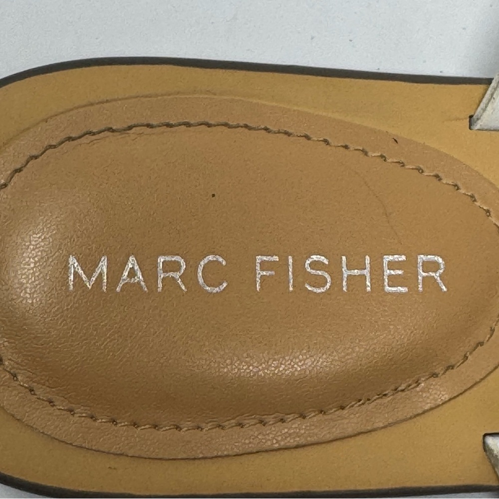 Marc Fisher Bryte 2 White Slide Sandals Silver Studs Women Sz 7.5 - Picture 4 of 6